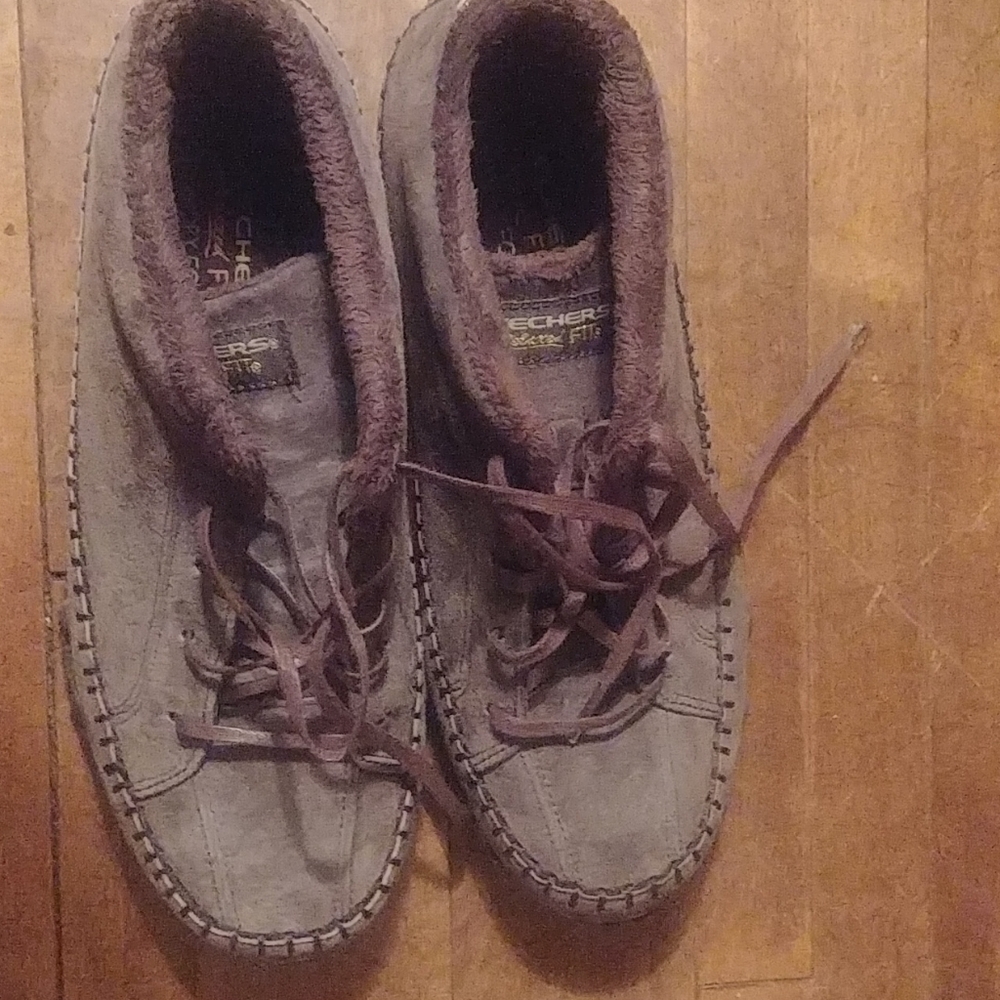 Skechers relaxed  fit boots